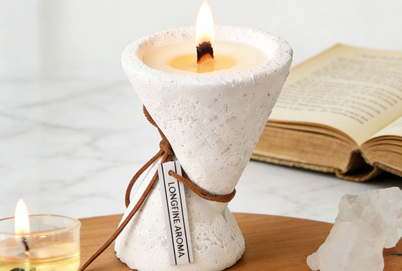 Wood Wick Hourglass Cement Jar Candle