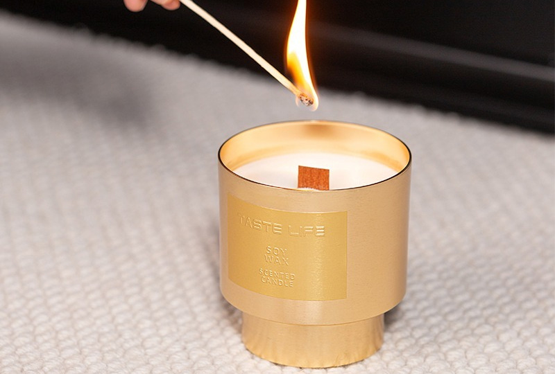 Brushed Gold Wooden Wick Metal Jar Candle
