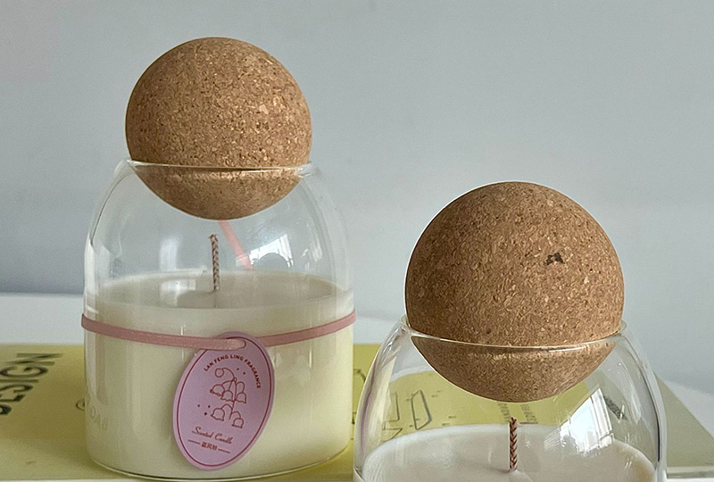Minimalist Cork Dome Glass Jar Candle