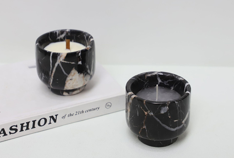 Elegant Black Marble Jar Candle
