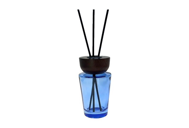 Conical Soda-Lime Glass Diffuser Bottle with Wooden Cap