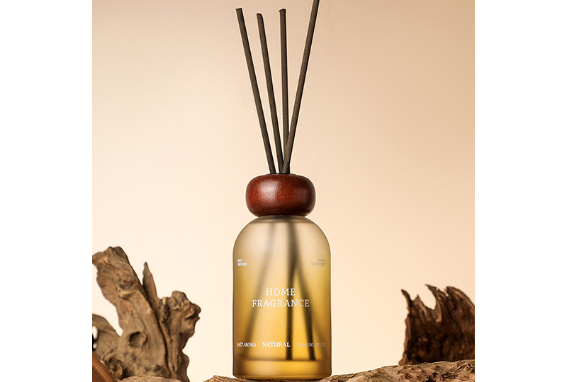 Amber Glass Wooden-Cap Natural Aroma Reed Diffuser