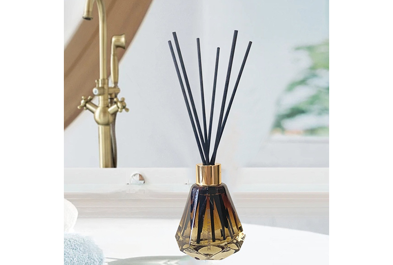 Long-Lasting 65ml Aromatherapy Reed Diffuser
