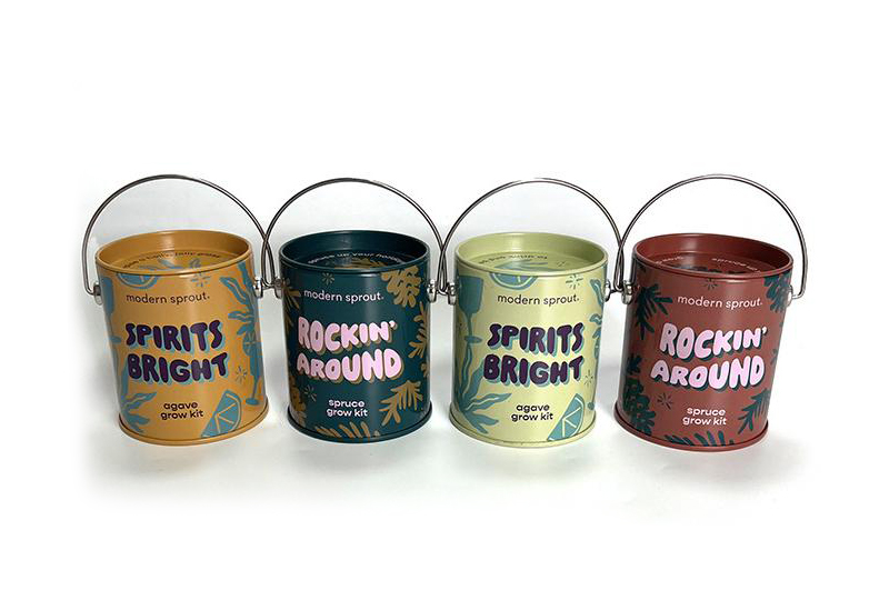 Seasonal Print Tin-Bucket Handle Metal Jar Candle
