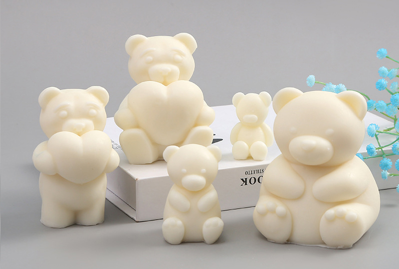 Bear-Hugging-Heart 3D Split Silicone Candle Mold