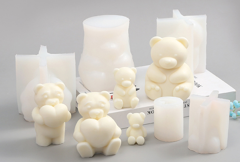 Bear-Hugging-Heart 3D Split Silicone Candle Mold