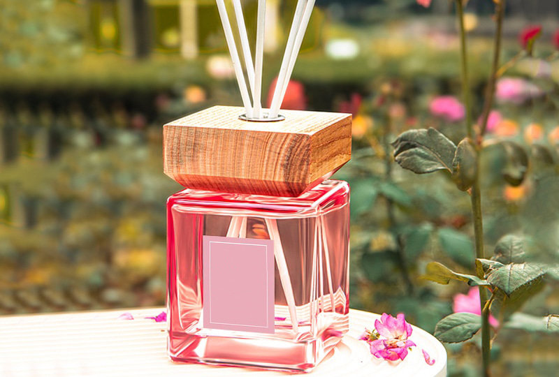 Square Glass Wooden-Cap Reed Diffuser