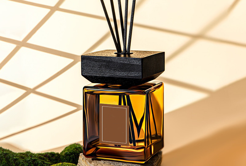 Square Glass Wooden-Cap Reed Diffuser