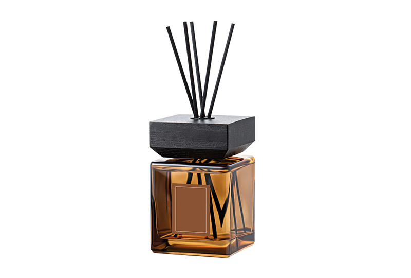 Square Glass Wooden-Cap Reed Diffuser