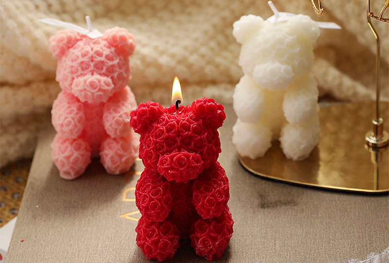Rose-Covered Teddy Bear Festival Series Handmade Candle